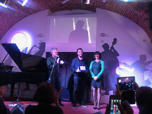 Simone Frulio vince il primo premio al Biella Festival Music Video 2018 con il video del singolo Battito di mano