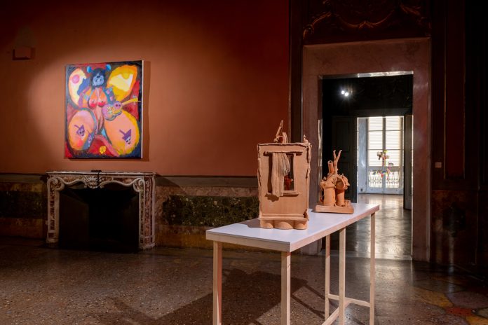 Veduta della mostra City of God di AlessandroPessoli presso Palazzo Vizzani, Bologna.Photo © Rolando Paolo Guerzoni, 2021