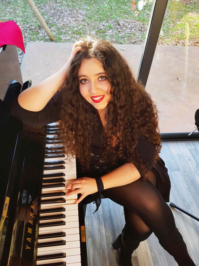 Aria Compressa è l'ultima fatica musicale di Erica Taci