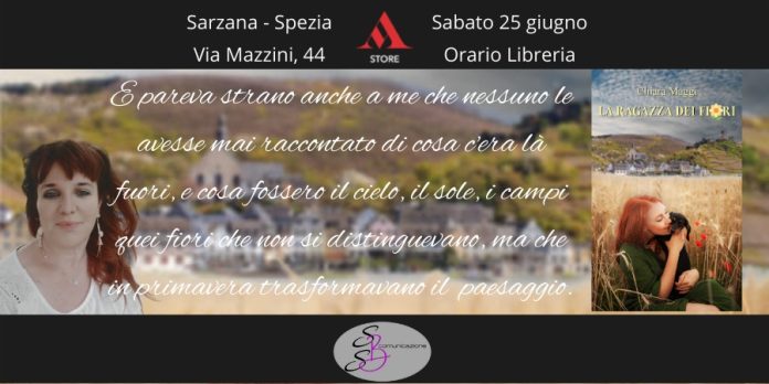 Continua inarrestabile il book tour di Chiara Maggi. La ragazzza dei fiori alla Mondadori di Sarzana (Spezia).