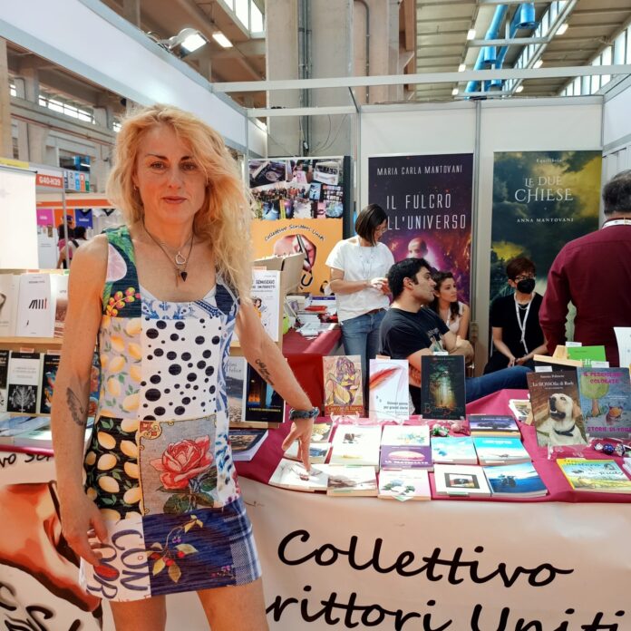 La scrittrice modenese, Chiara Domeniconi, per due giorni meneghina. Il 15 e 16 settembre con i suoi libri di maggior successo.