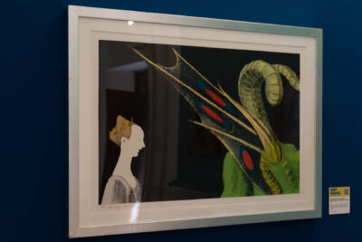 Nell'immagine si vede un'opera in cui Warhol che omaggio al Rinascimento italiano, ispirata al San Giorgio e il Drago di Paolo Uccello. Warhol isola un dettaglio del dipinto, trasformandolo in una visione astratta e potentemente pop, giocando con il colore e la forma per generare una nuova chiave di lettura iconografica.